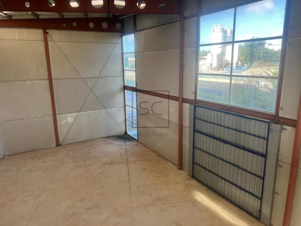 Nave Industrial en el polígono Río do Pozo, Narón