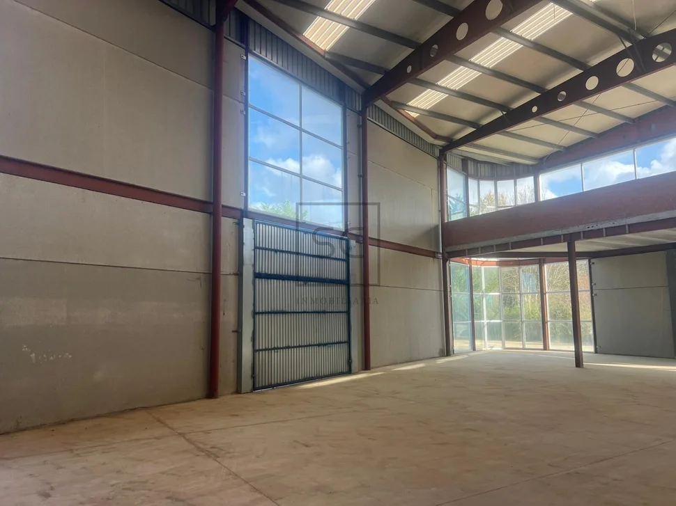 Nave Industrial en el polígono Río do Pozo, Narón