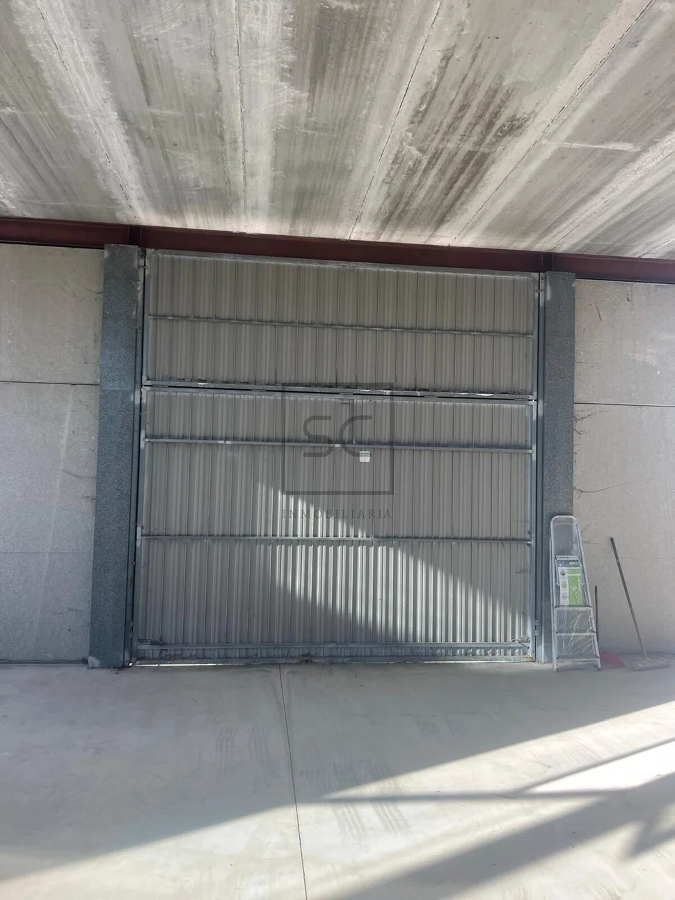 Nave Industrial en el polígono Río do Pozo, Narón