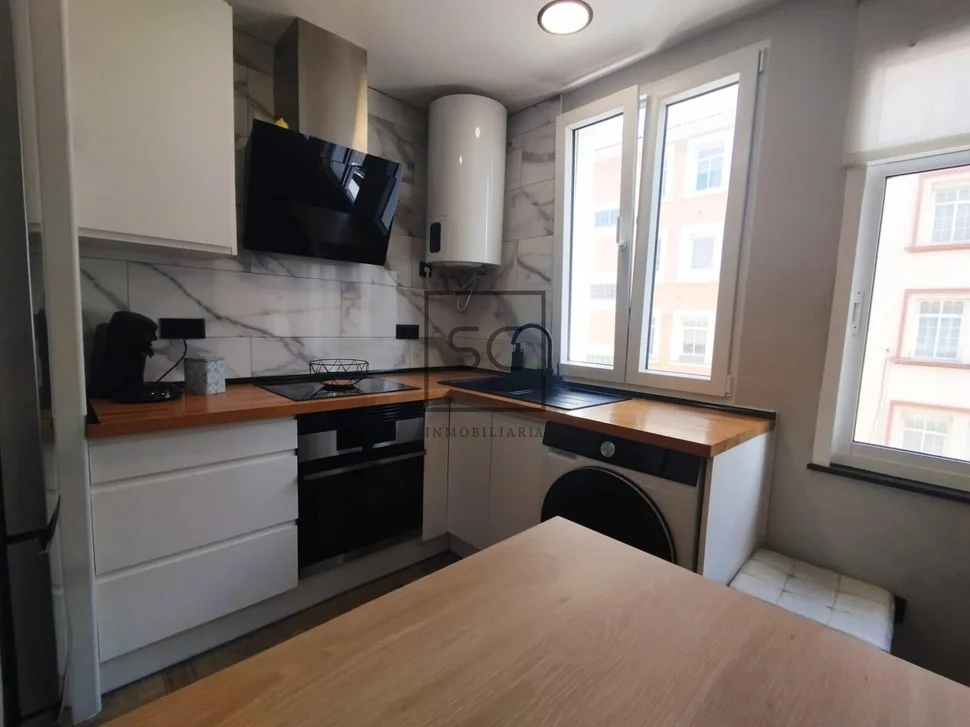 Piso en santa cecilia, narón