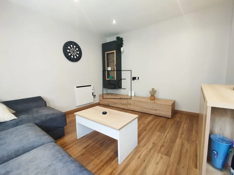 Piso en santa cecilia, narón