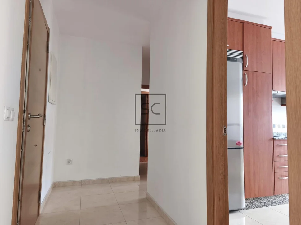 Apartamento con plaza de garaje y trastero en Ares