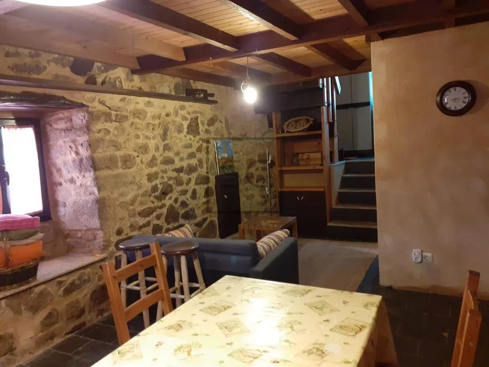 Casa de piedra en Pazos, Neda