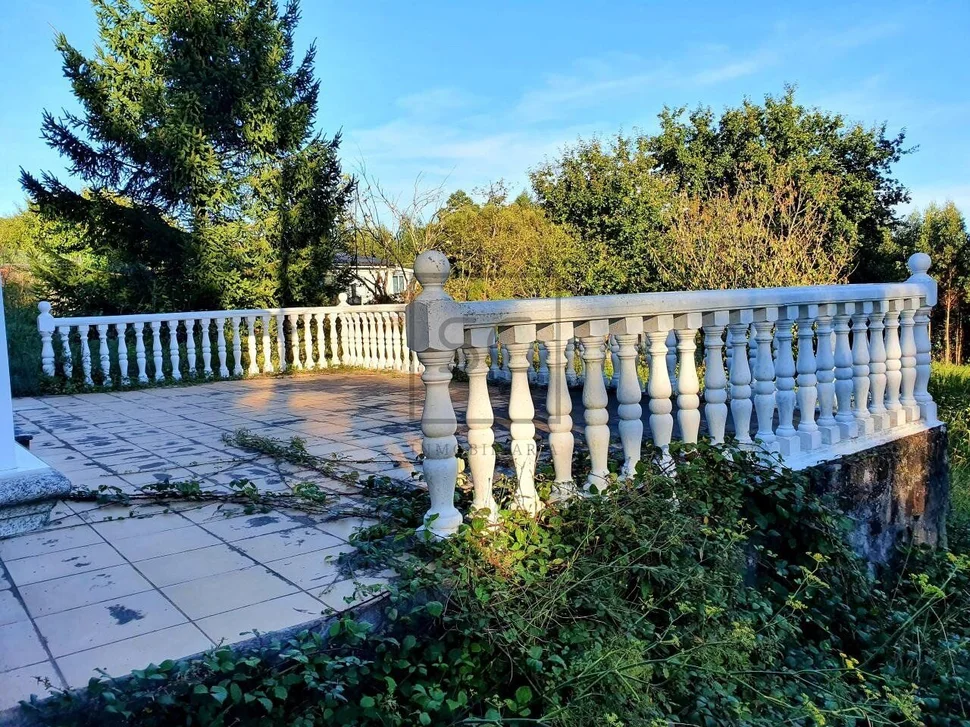Casa con finca en Brión, Ferrol