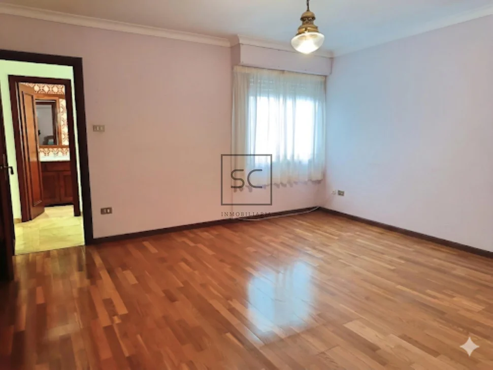 Piso con ascensor en Canido, Ferrol. – foto 6