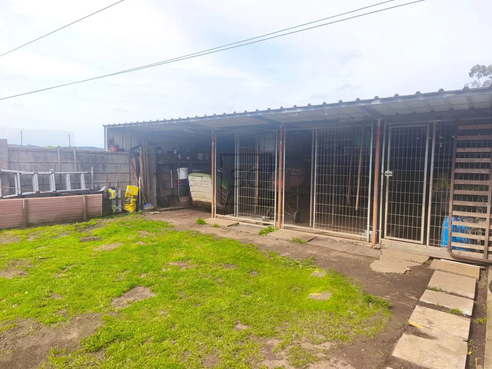 Casa con finca y bodegas en Monfero – foto 17