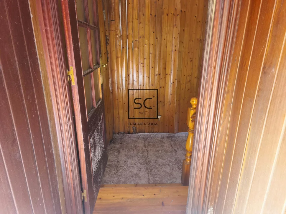 Casa con garaje y finca en San Román, Cedeira