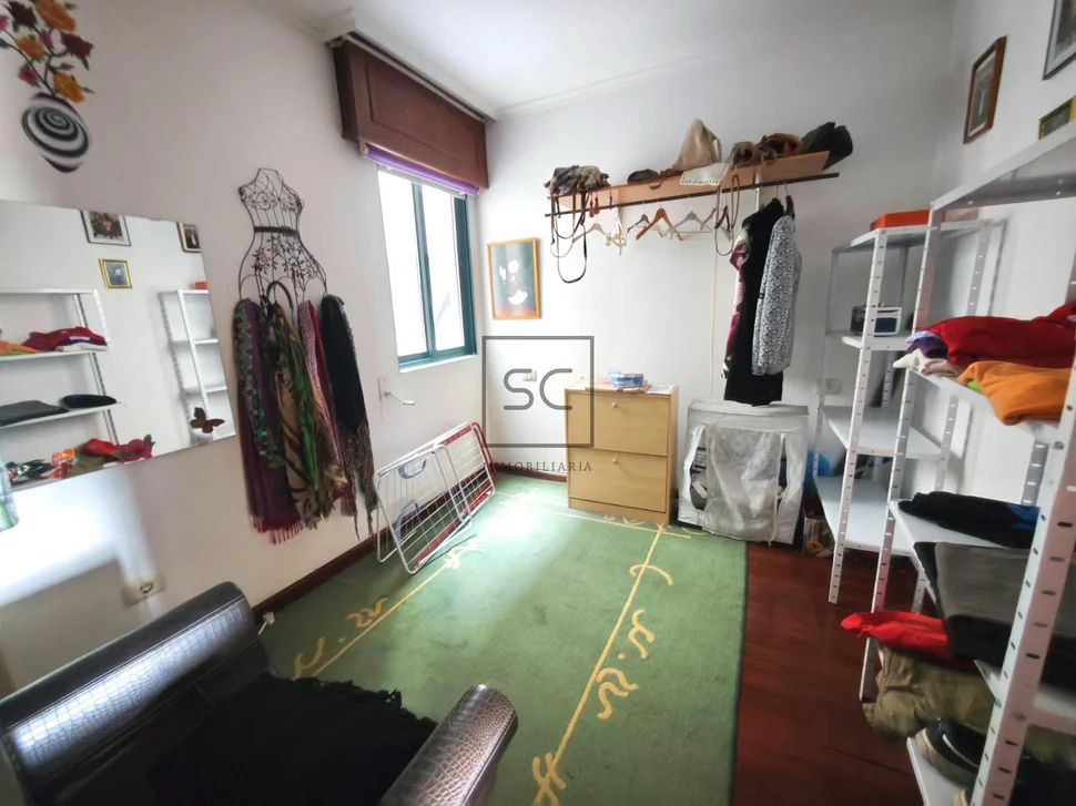 Piso con ascensor, garaje y trastero en Piñeiros, Narón.