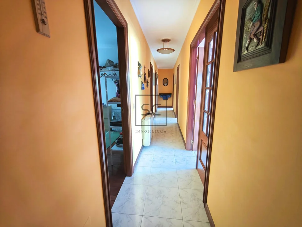 Piso con ascensor, garaje y trastero en Piñeiros, Narón.