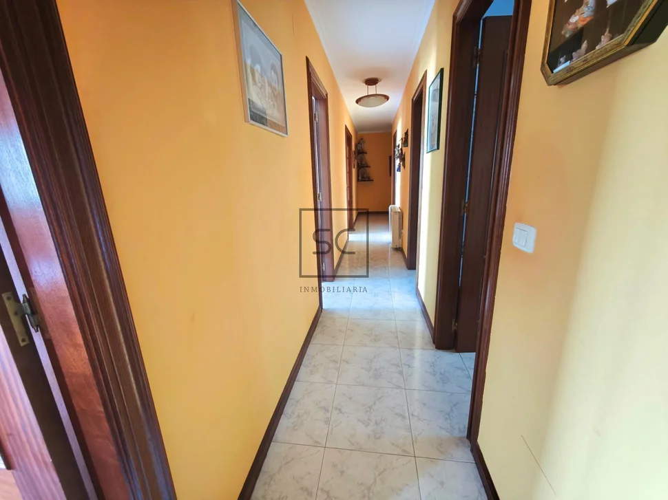 Piso con ascensor, garaje y trastero en Piñeiros, Narón.