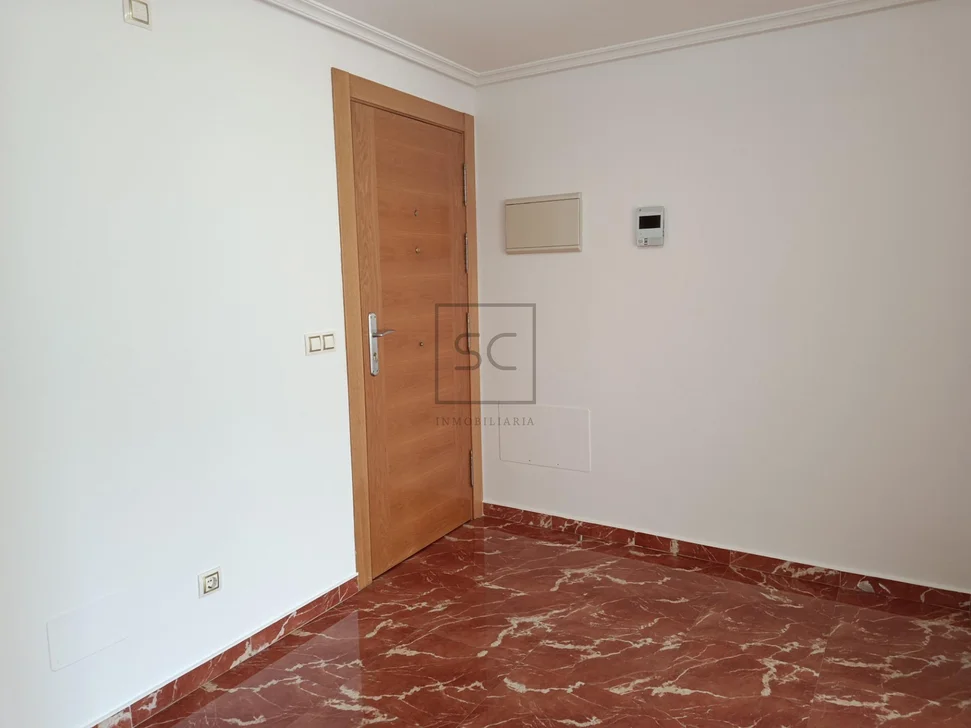 Piso con garaje y ascensor en Narón – foto 19