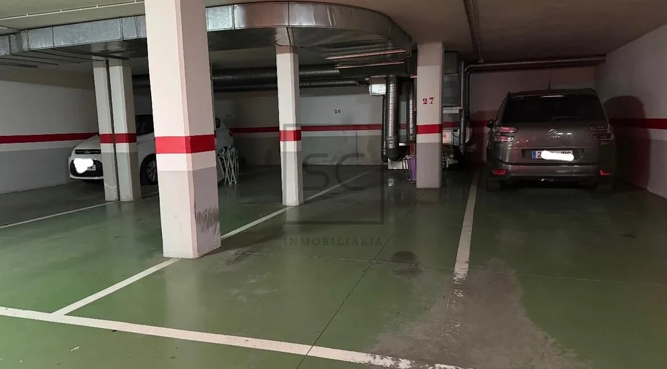 Ático dúplex con plaza de garaje en Narón, Santa Cecilia.