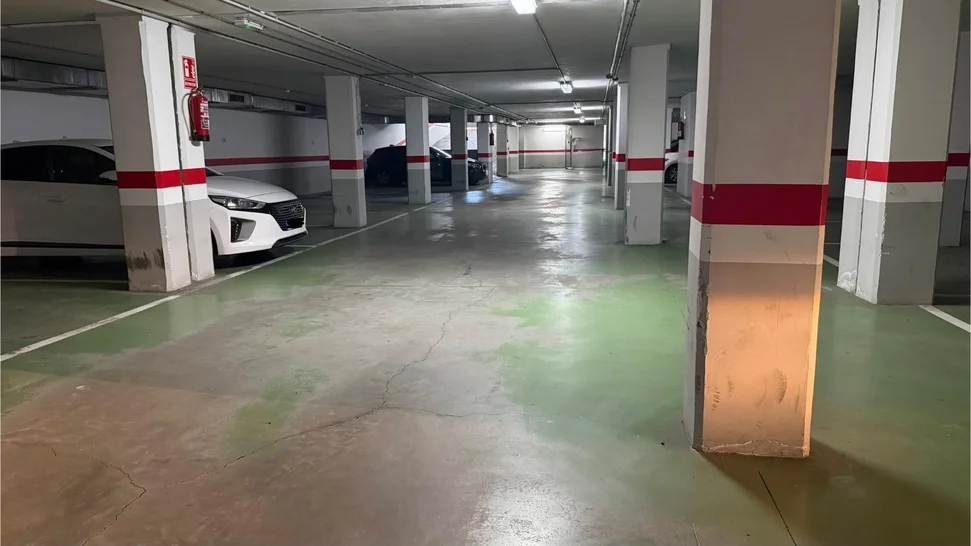 Ático dúplex con plaza de garaje en Narón, Santa Cecilia.