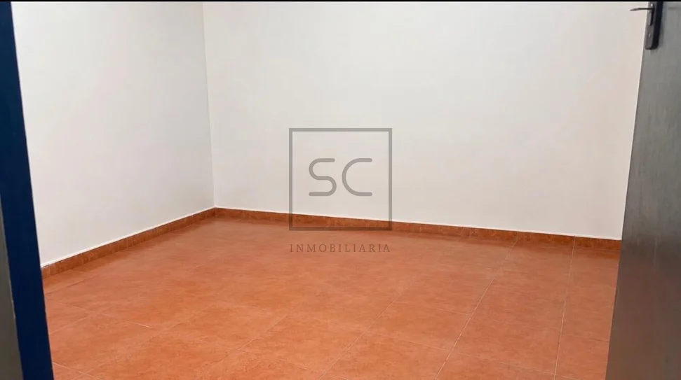 Ático dúplex con plaza de garaje en Narón, Santa Cecilia.