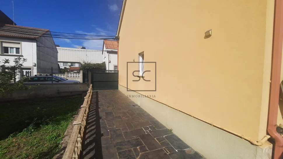 Casa adosada con finca en Xubia, Narón