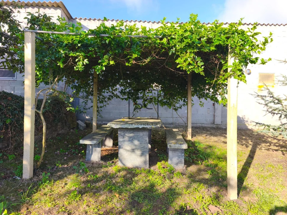 Casa de piedra para reformar en Meirás, Valdoviño.