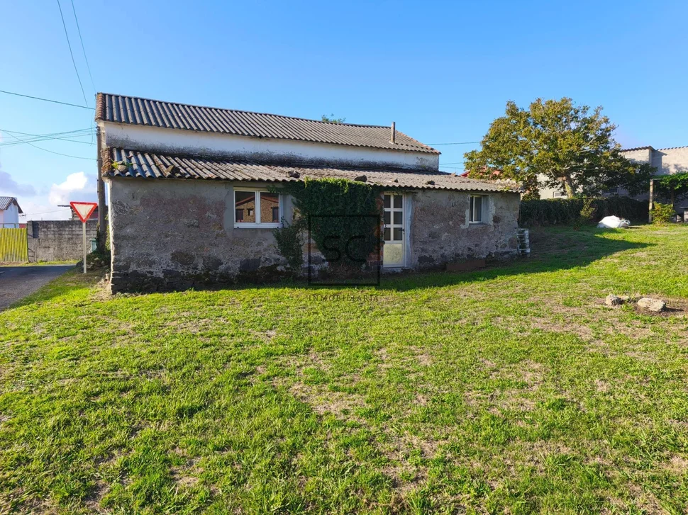 Casa de piedra para reformar en Meirás, Valdoviño.