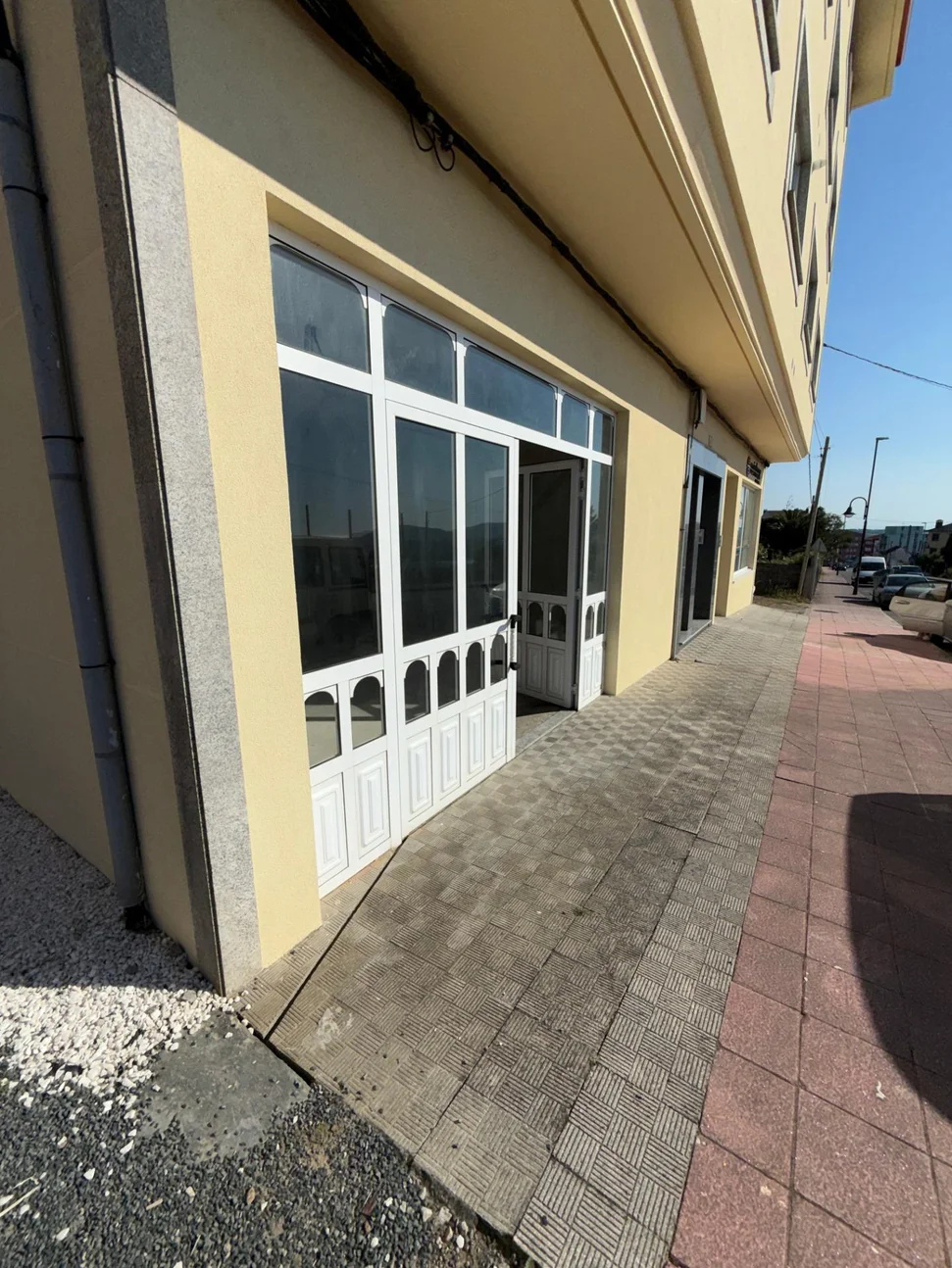 Local diáfano en Valdoviño.