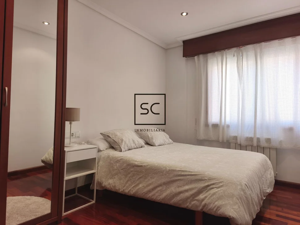 Apartamento con terraza en Porta Nova, Ferrol.