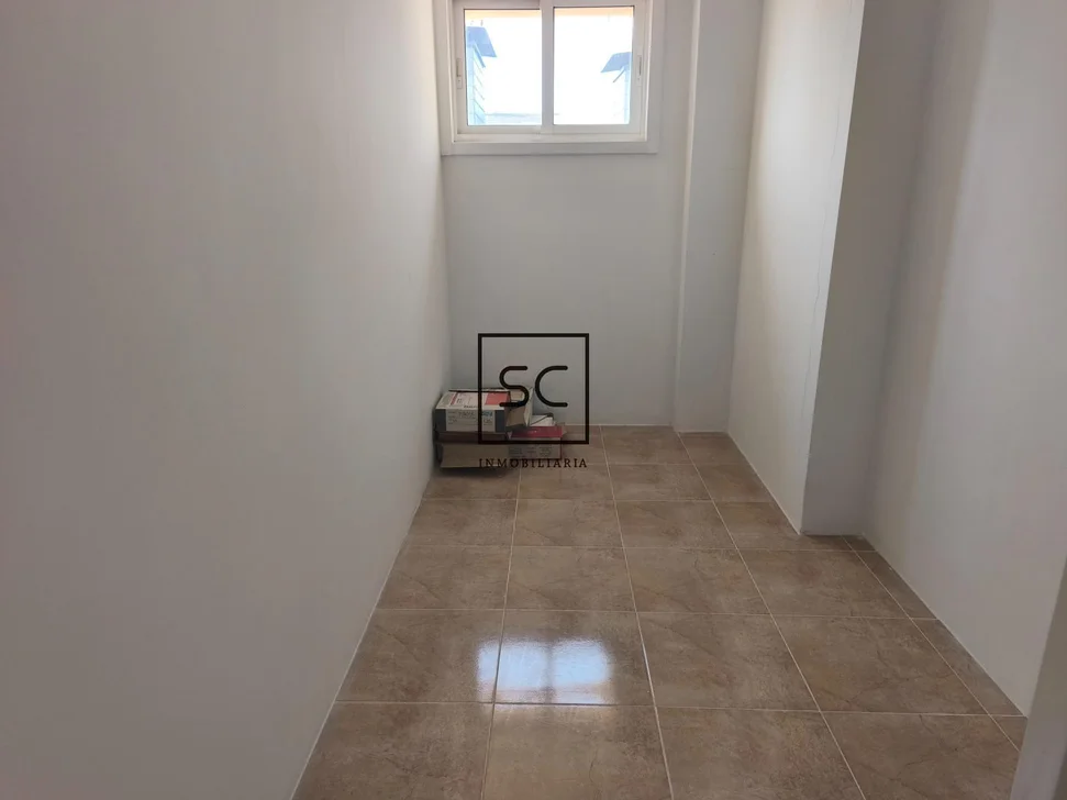 Apartamento con terraza en Porta Nova, Ferrol.