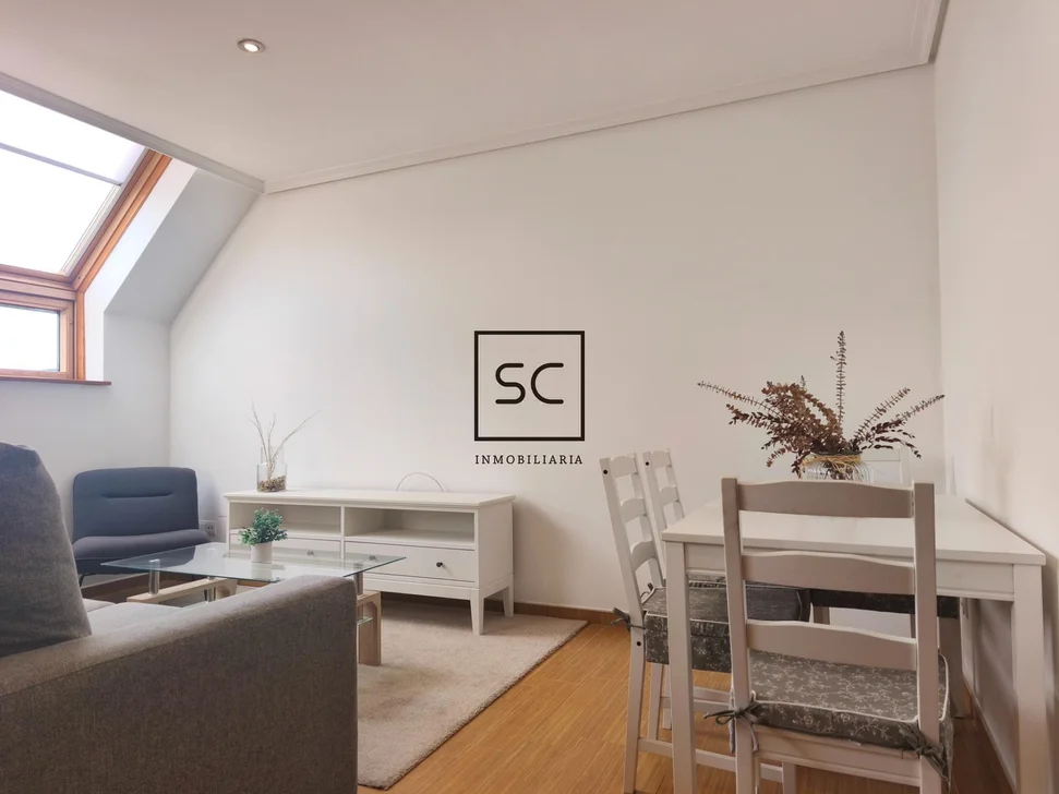 Apartamento con terraza en Porta Nova, Ferrol.