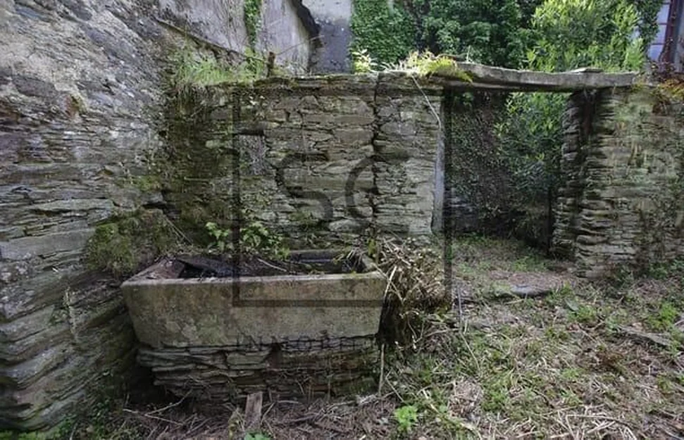 Casa de piedra para reformar en Cerdido