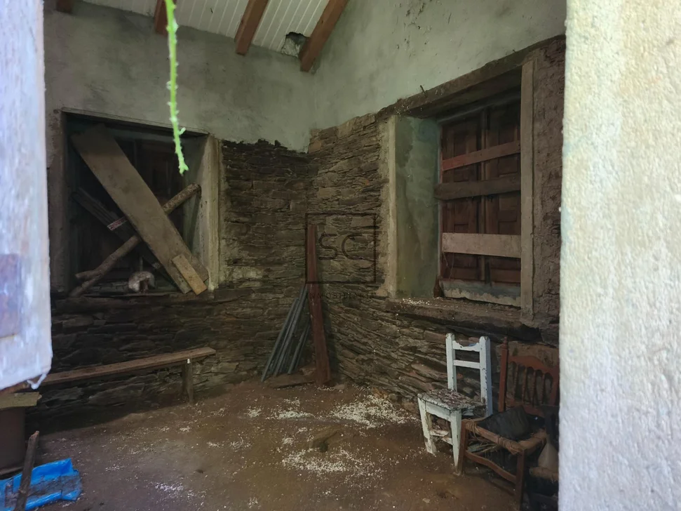 Casa de piedra para reformar en Cerdido
