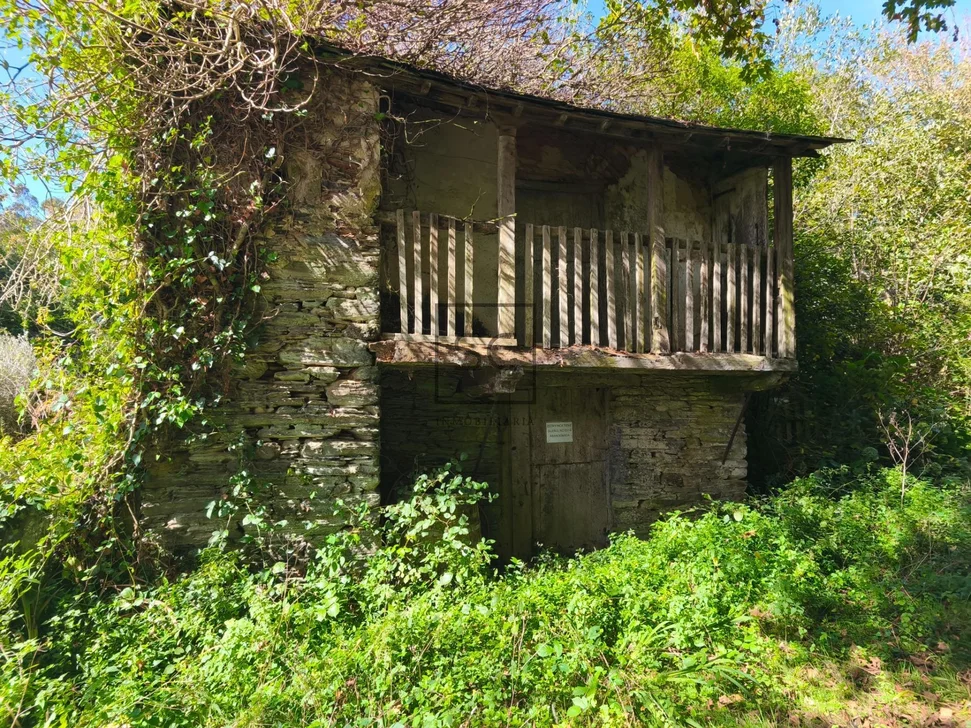 Casa de piedra para reformar en Cerdido