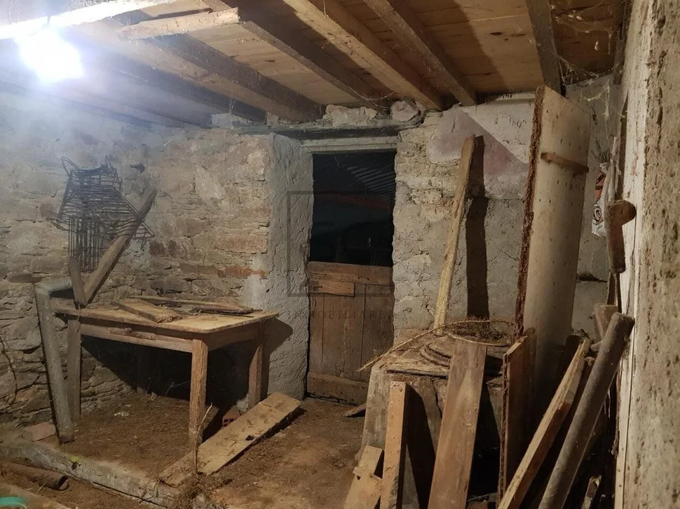 Casa para reformar en sedes ,narón