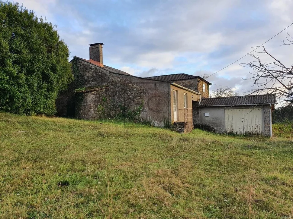 Casa para reformar en sedes ,narón