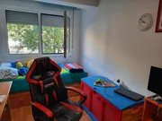 Primer piso bien situado