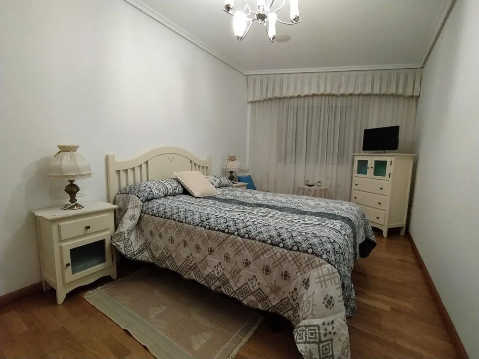 Se vende bonito piso en el alto del castaño (ascensor, plaza de garaje y trastero)