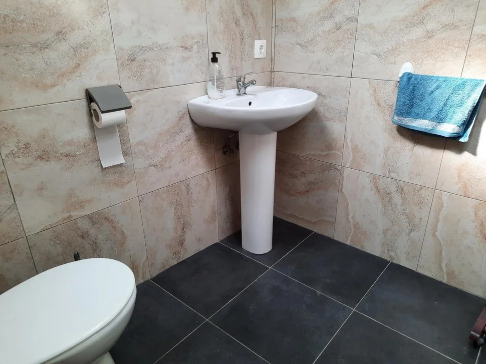 Se vende casa independiente con finca en neda