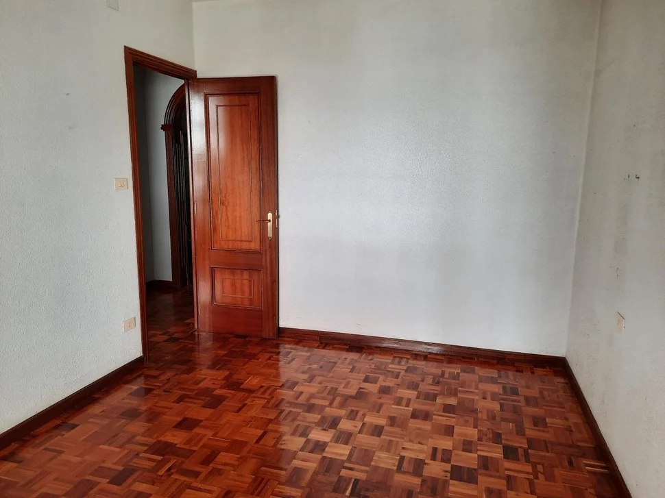 Amplio piso en el centro de ferrol