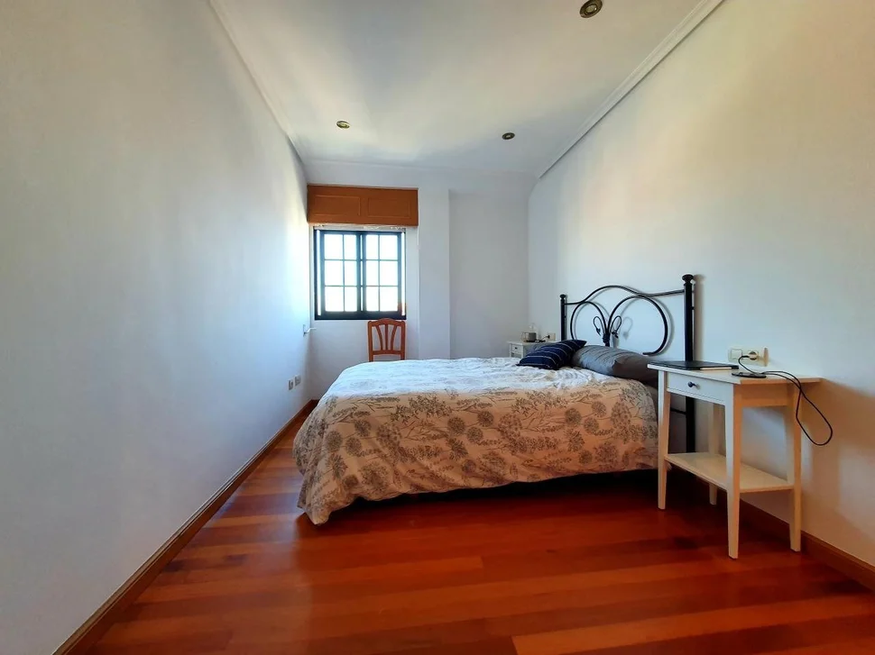 Apartamento con terraza en ares