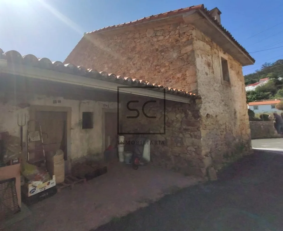 Se vende casa en la mourela, neda