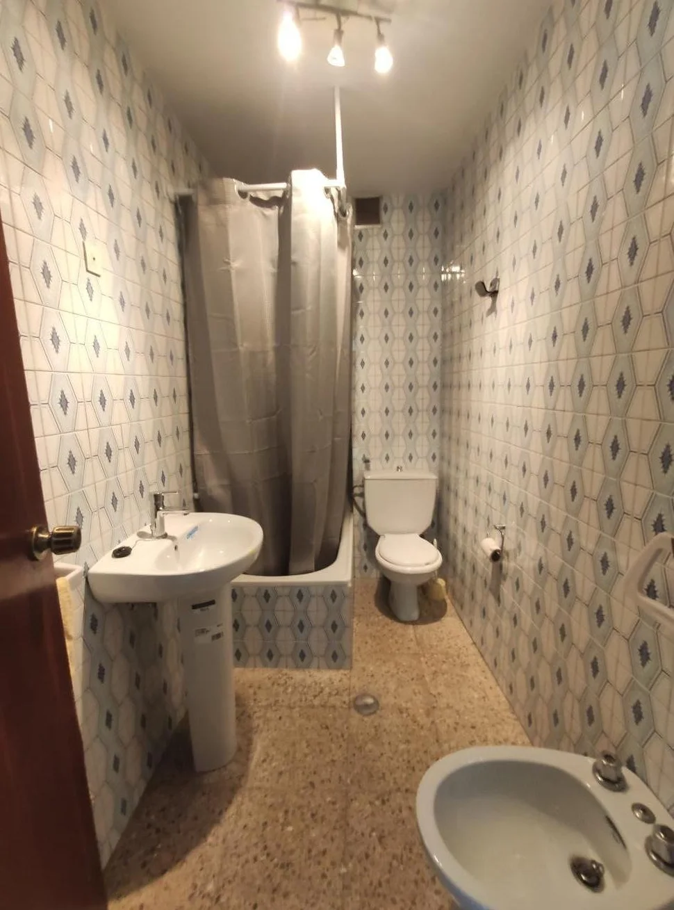 Piso en santa cecilia-narón