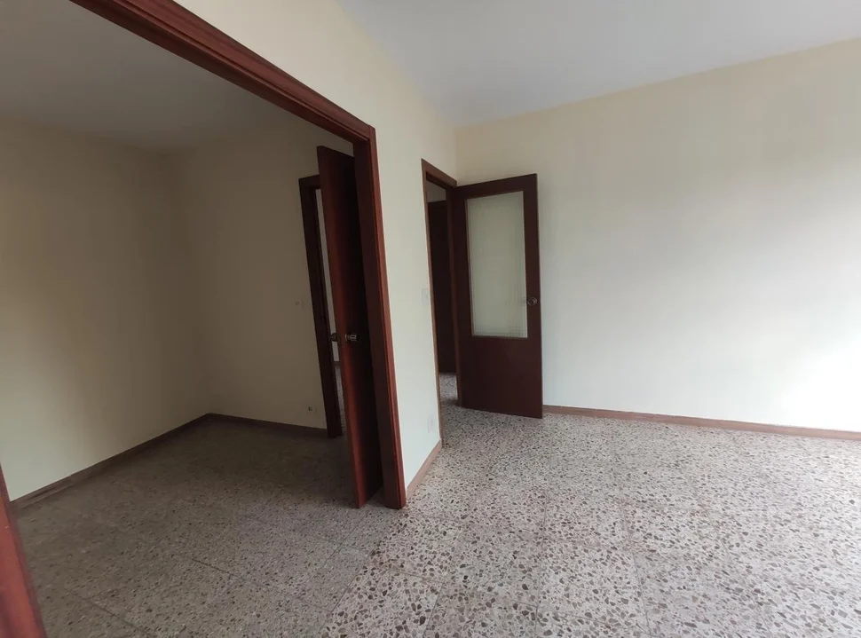 Piso en santa cecilia-narón