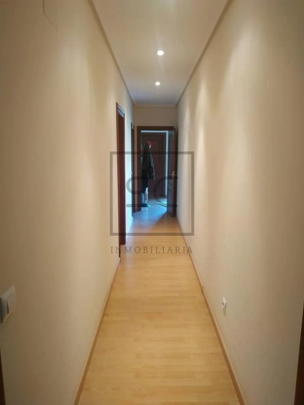 Casa con finca en lago, valdoviño