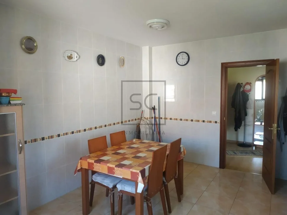 Casa con finca en lago, valdoviño