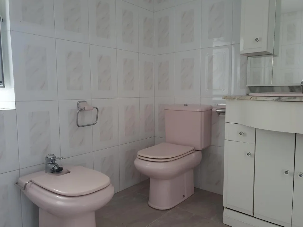 Casa con garaje, bodega y finca en san sadurnino