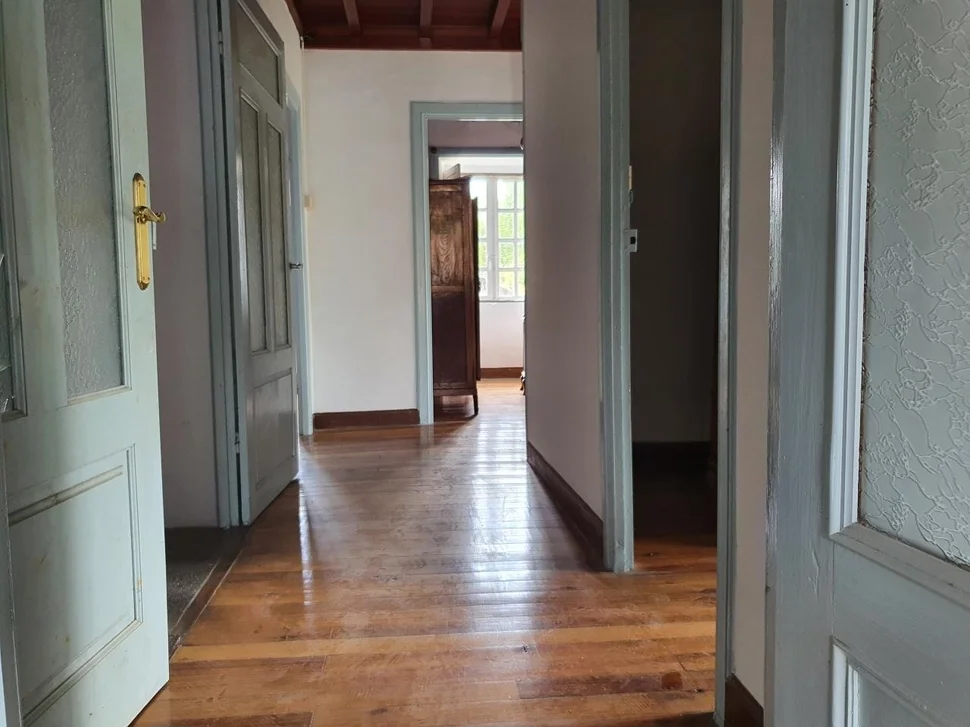 Casa con garaje, bodega y finca en san sadurnino