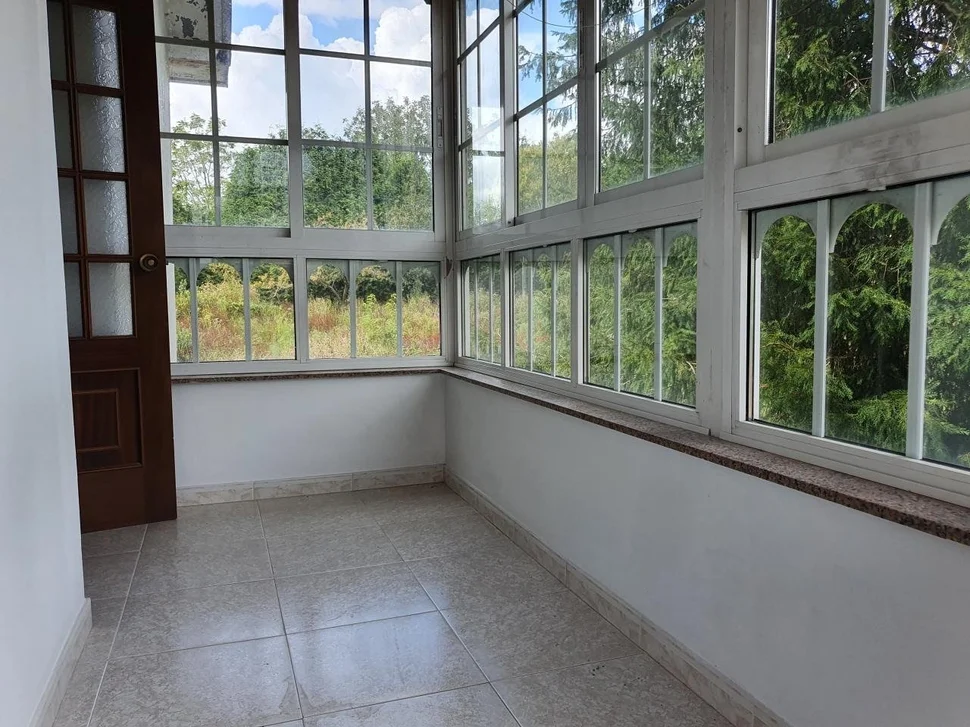 Casa con garaje, bodega y finca en san sadurnino