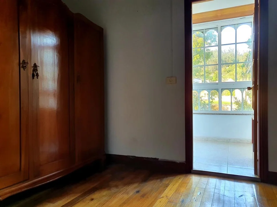 Casa con garaje, bodega y finca en san sadurnino