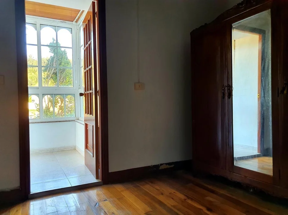 Casa con garaje, bodega y finca en san sadurnino