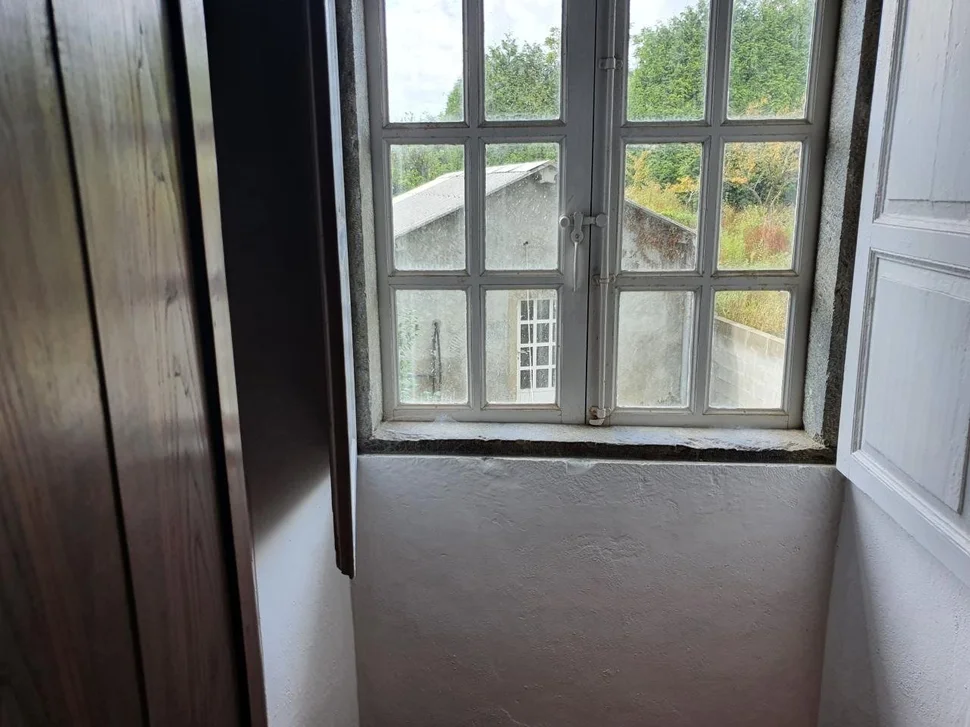 Casa con garaje, bodega y finca en san sadurnino