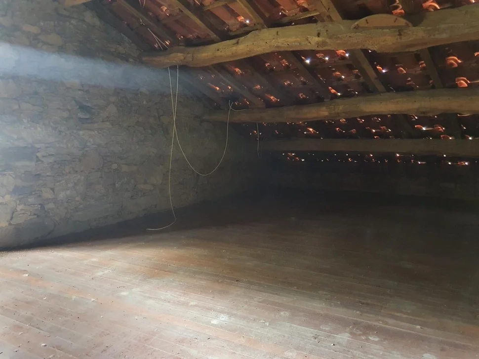 Casa con garaje, bodega y finca en san sadurnino