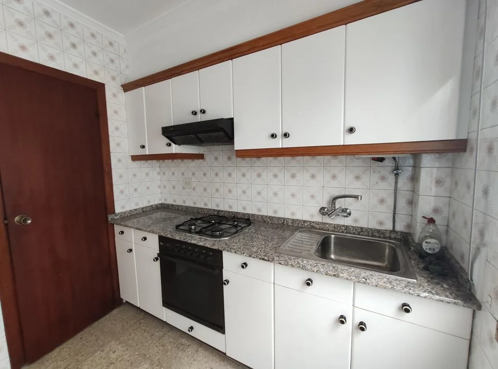 Piso en santa cecilia-narón