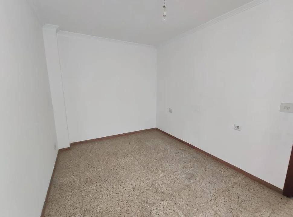 Piso en santa cecilia-narón