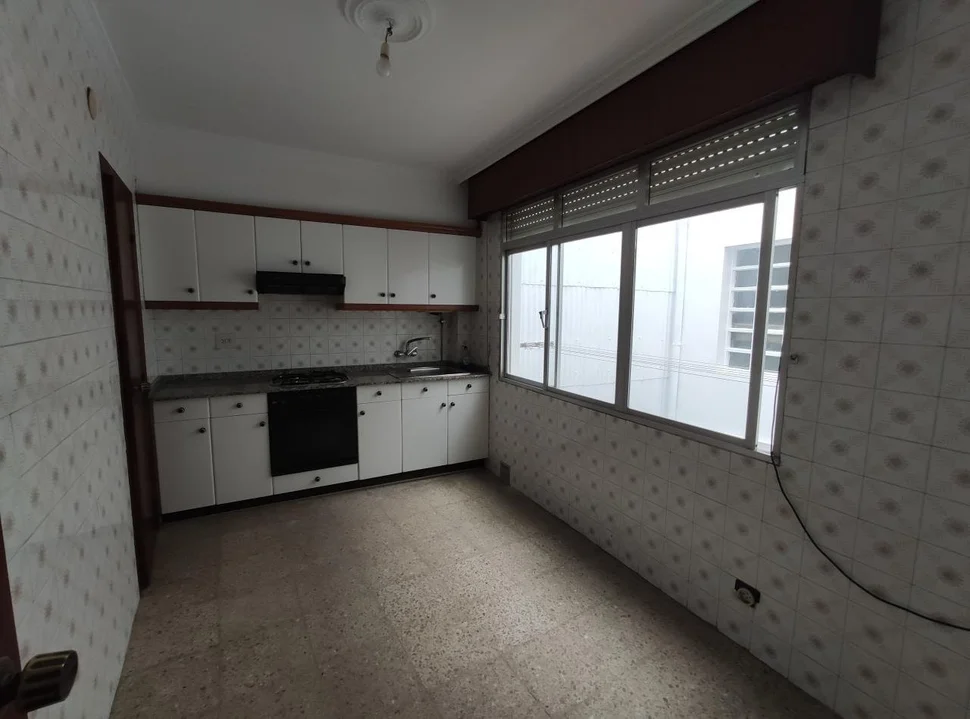 Piso en santa cecilia-narón